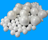 औद्योगिक Zro2 Zirconium ऑक्साइड बॉल्स Zirconia सिरेमिक बॉल्स उच्च परिशुद्धता