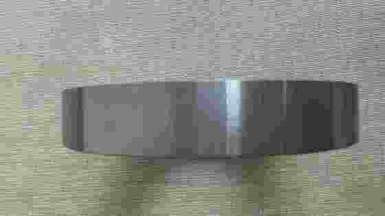 उच्च सतह पॉलिश Ra0.1 Si3N4 उच्च आयामी सटीकता के साथ सिरेमिक धातु से चिपके नहीं और कोई रासायनिक प्रतिक्रिया नहीं