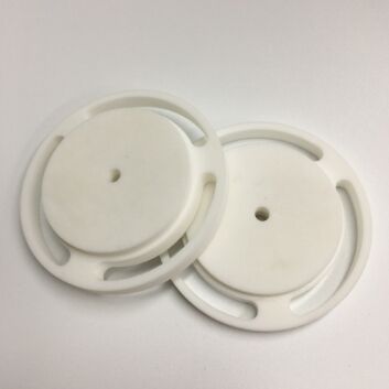 मशीनीकरण मानक औजारों के साथ मशीनीकृत किया जा सकता है या उच्च मशीनीकरण परिशुद्धता के साथ मकर सिरेमिक आकार सहिष्णुता 0001 मिमी और थर्मल विस्तार गुणांक 72 X 107 C